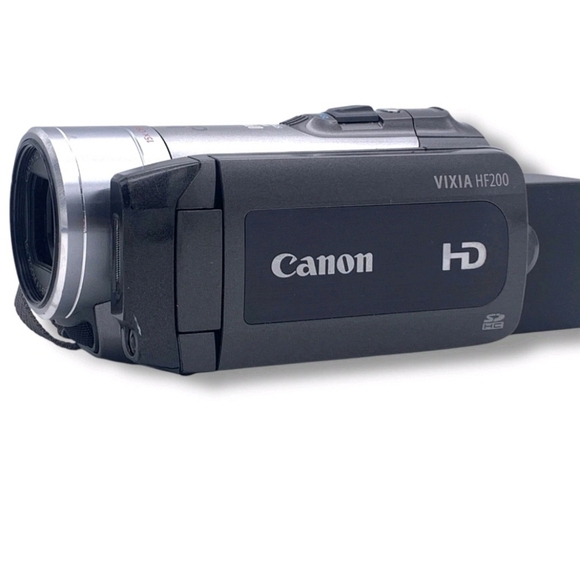 Canon VIXIA HF R200 Full HD 1080p AVCHD Camcorder Turns On NO SCREEN New Battery - Picture 2 of 16